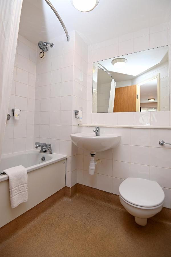 Meadow Farm Redditch By Marstons Inns Экстерьер фото