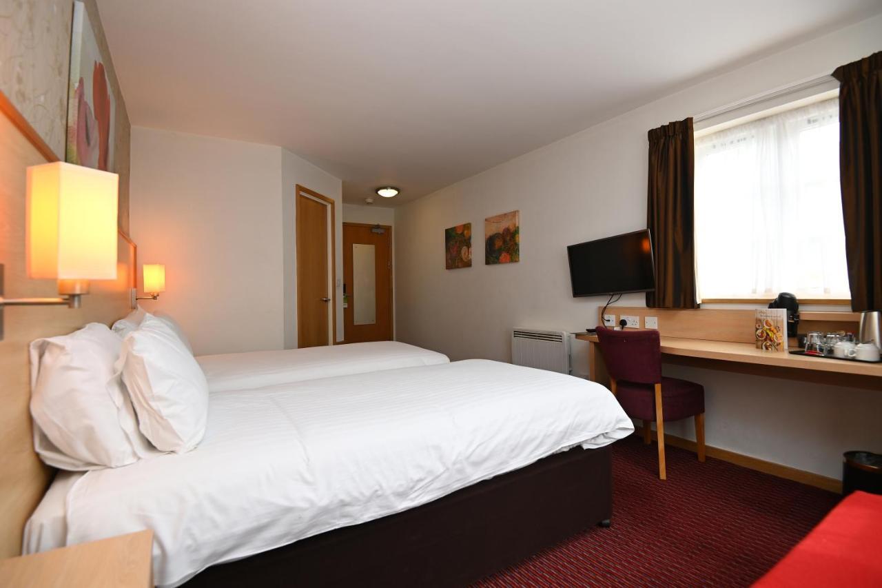 Meadow Farm Redditch By Marstons Inns Экстерьер фото